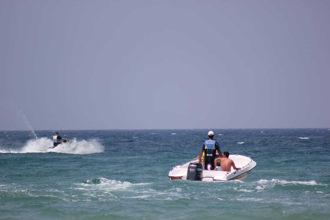 Jetski und weiterer Wassersport in Hotelnähe Grand Belish Resort Hotel & Spa