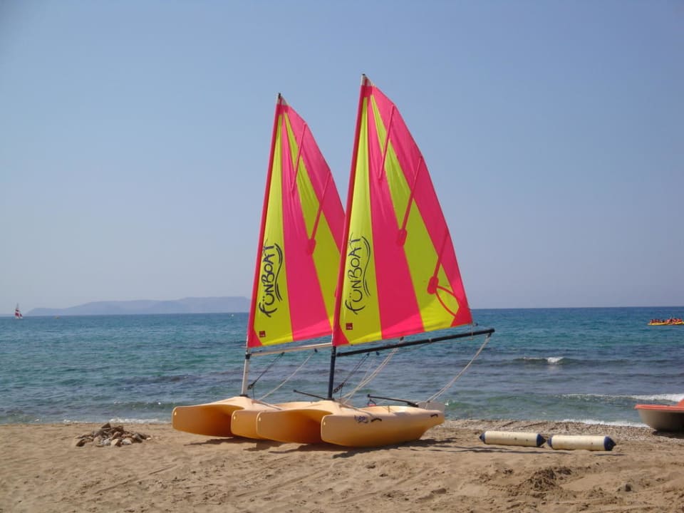 Segelboote Bella Beach Hotel