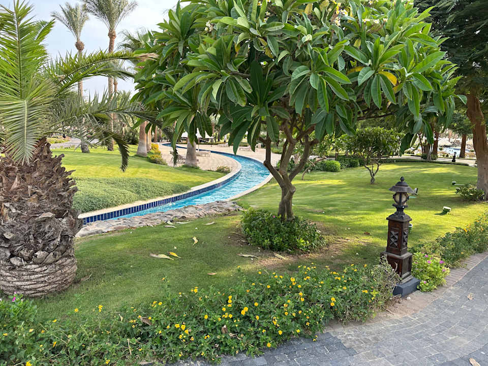 Gartenanlage Steigenberger ALDAU Beach Hotel