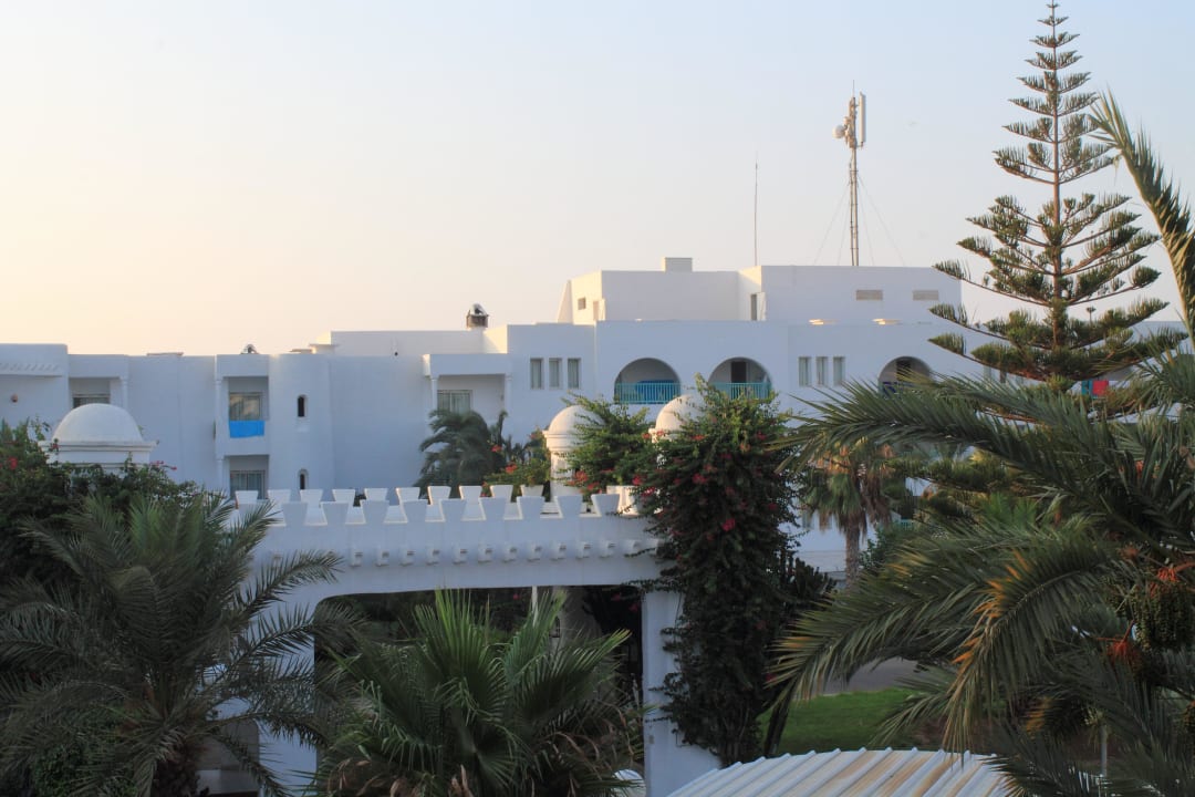 Ausblick vom Zimmer Hotel El Mouradi Skanes Beach
