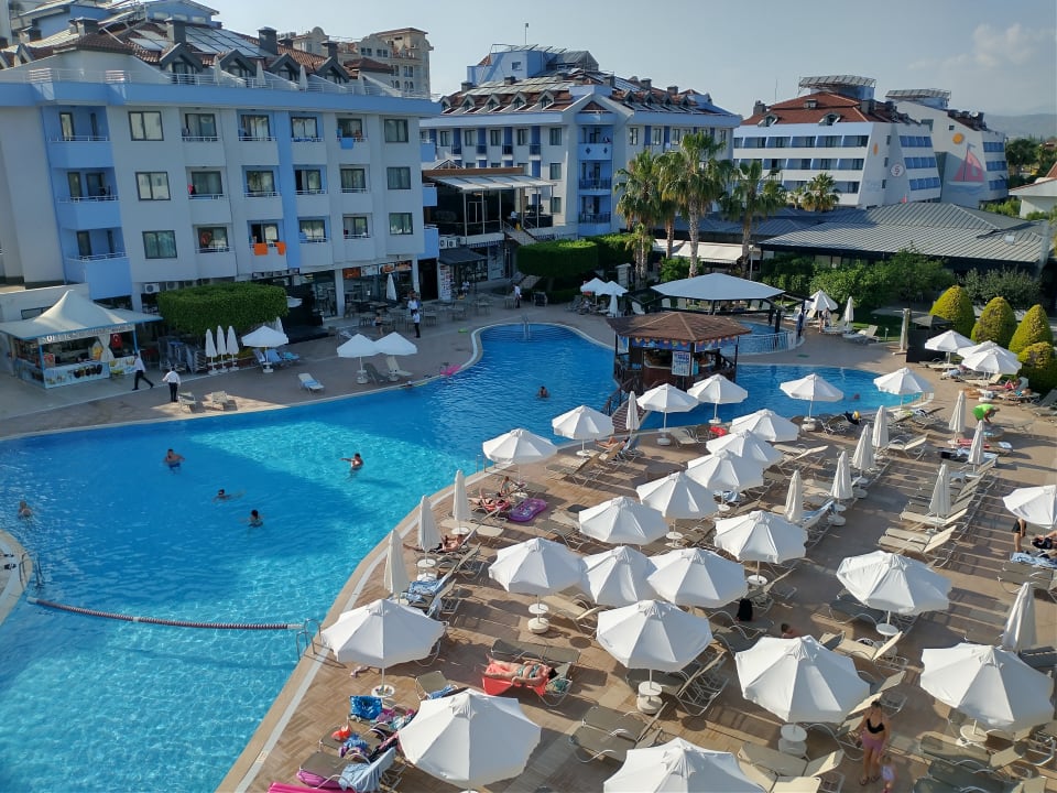 Pool Grand Seker Hotel