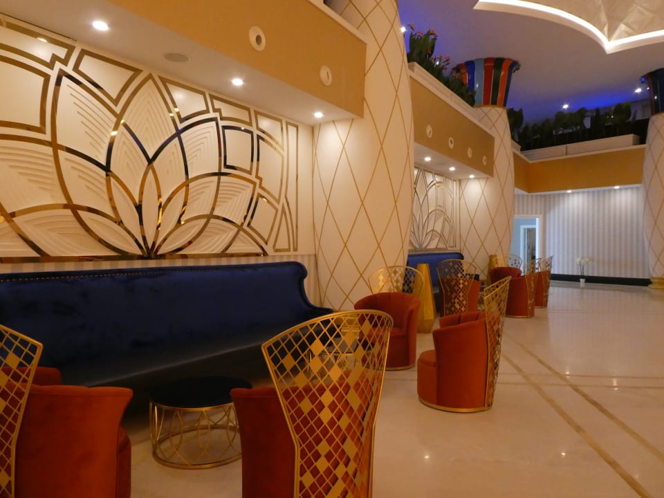 Lobby Granada Luxury Beach