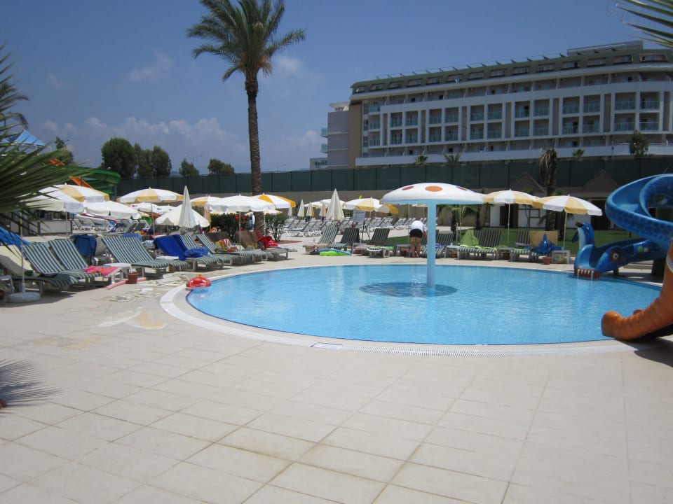 Badelandschaft für die Kleinen Hotel Royal Garden Beach