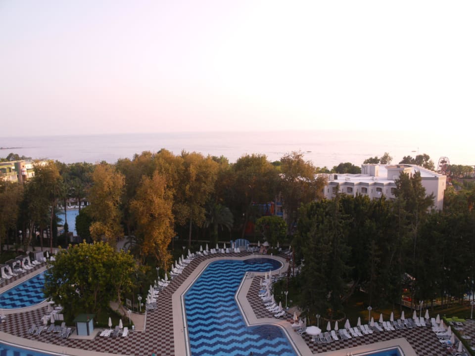 Poolanlage Hotel Botanik Platinum