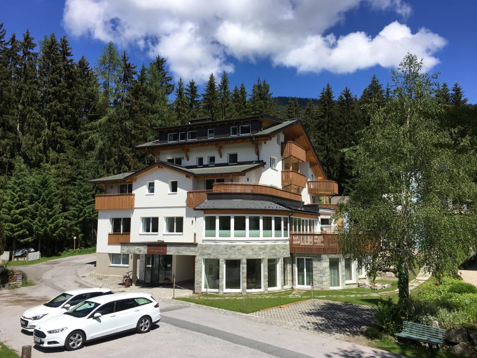 Außenansicht Glüxplatzl - Appartements am Wald