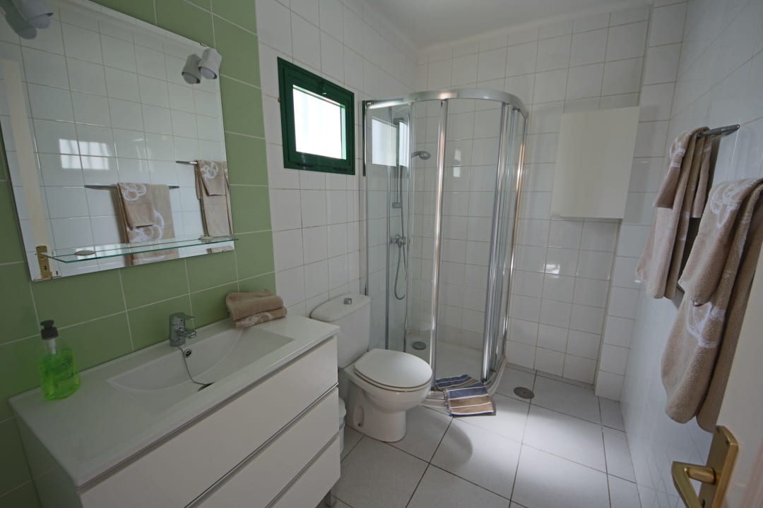 Zimmer IVV.SL Ferienhaus Sargo 4