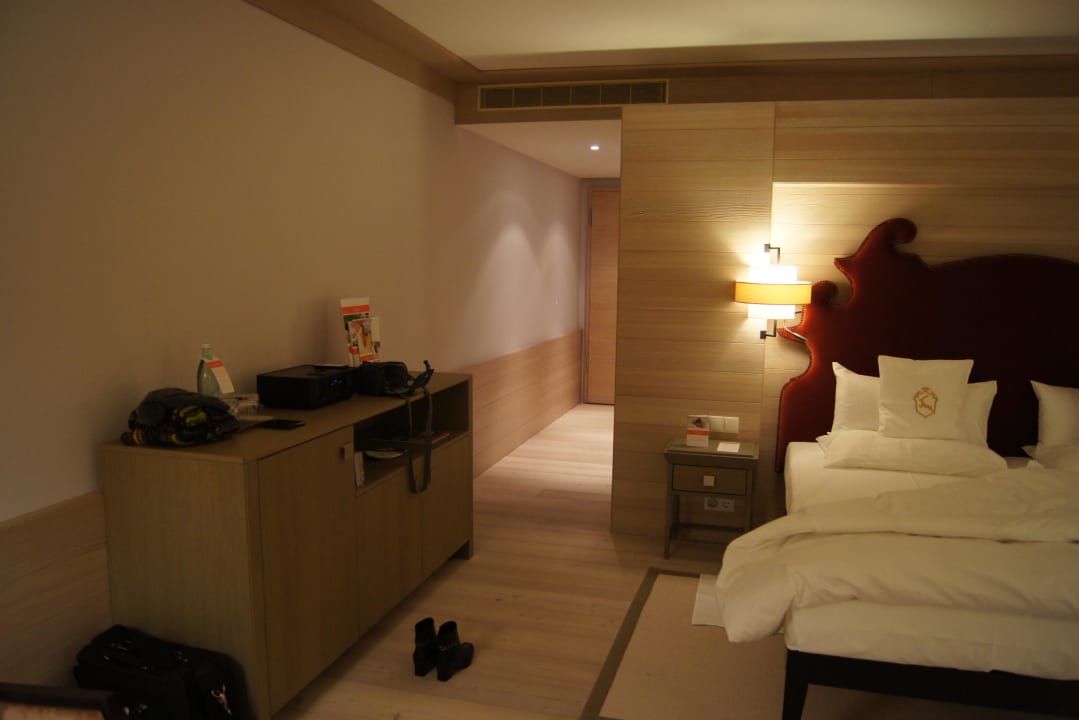 Eingangsbereich Zimmer A-ROSA Ifen Hotel Kleinwalsertal
