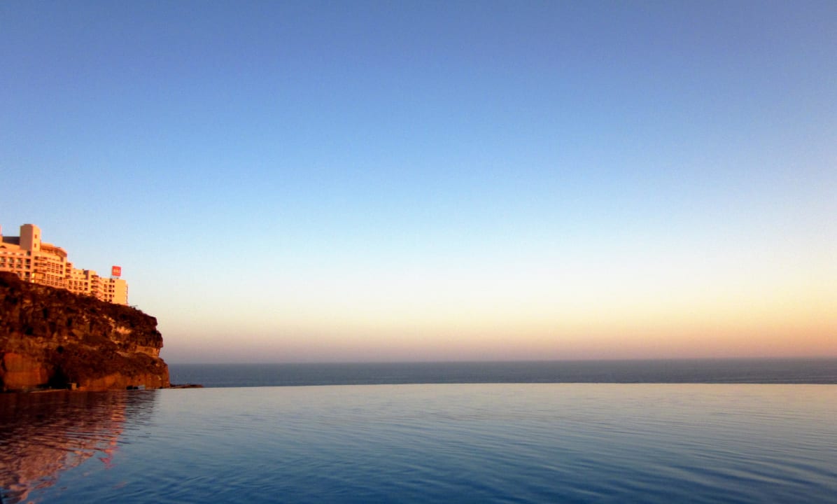 Aussicht vom Pool am Abend Gloria Palace Royal Hotel & Spa