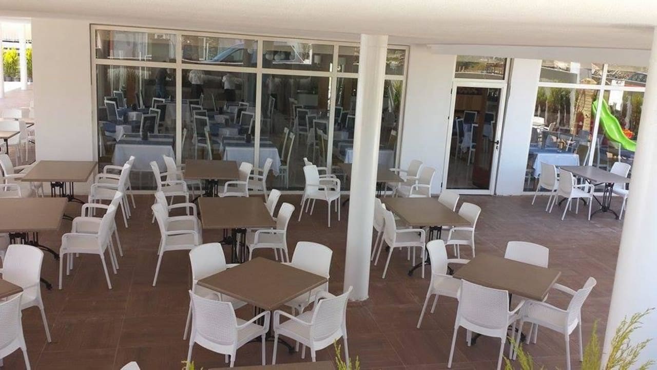 Bilder von der Eröffnung  Palm World Side Resort & Spa