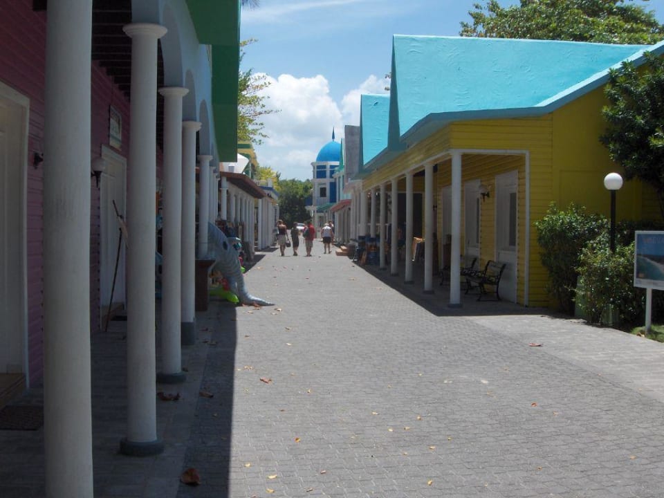 Karibische Strasse Playabachata Hotel