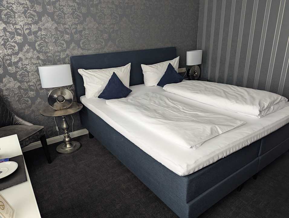 Zimmer Landhotel Zum Kronprinzen