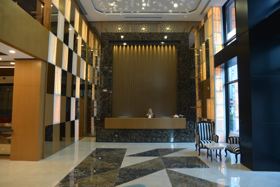 Lobby New Garden Hotel