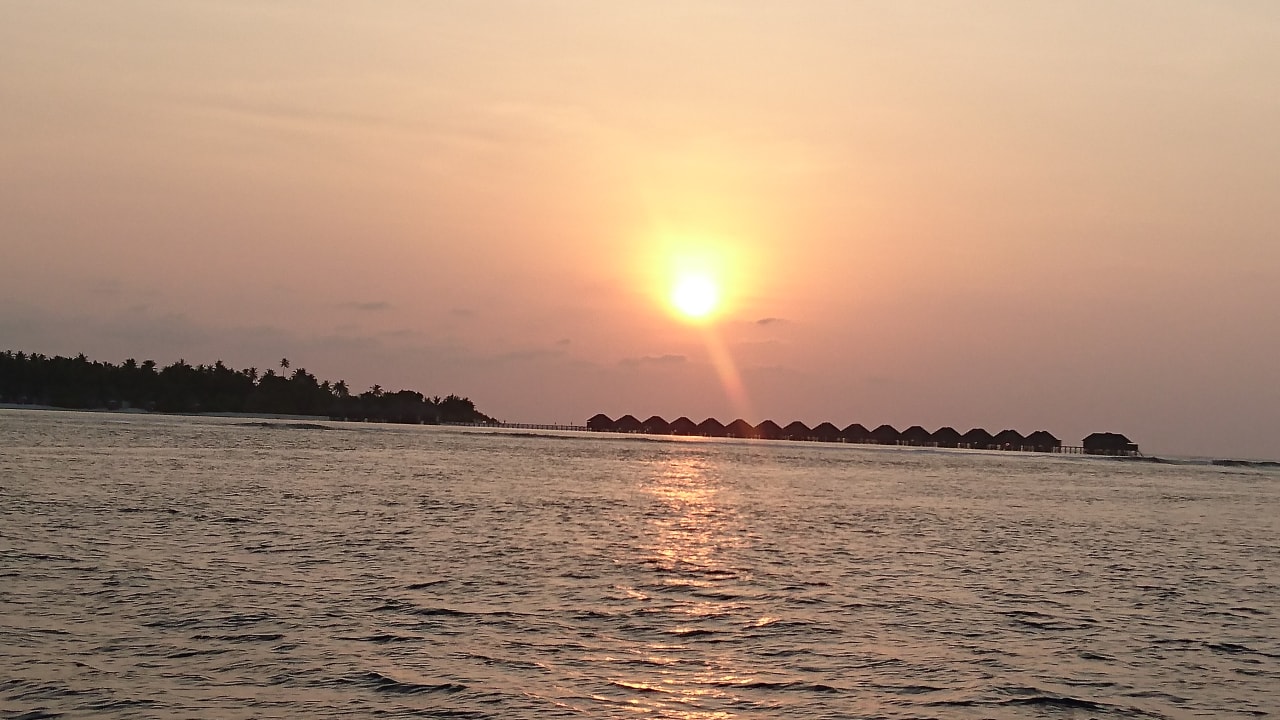 Strand Meeru Maldives Resort Island