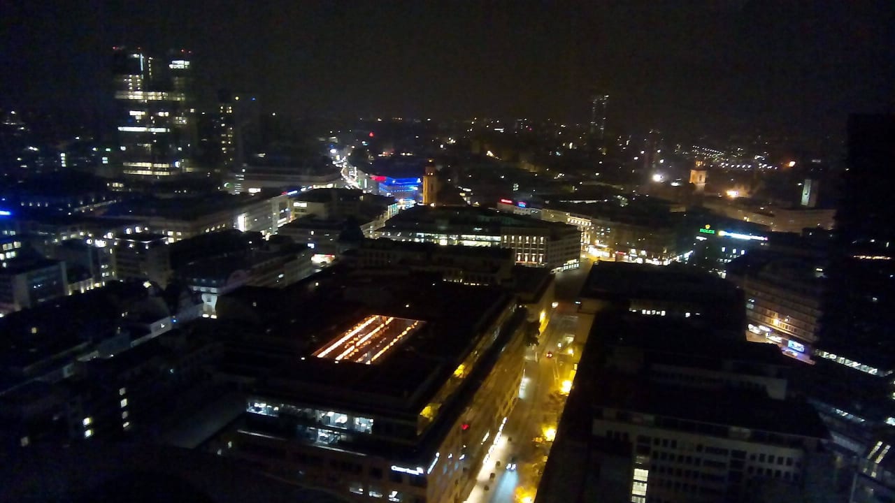 Frankfurt bei Nacht INNSIDE by Meliá Frankfurt Eurotheum