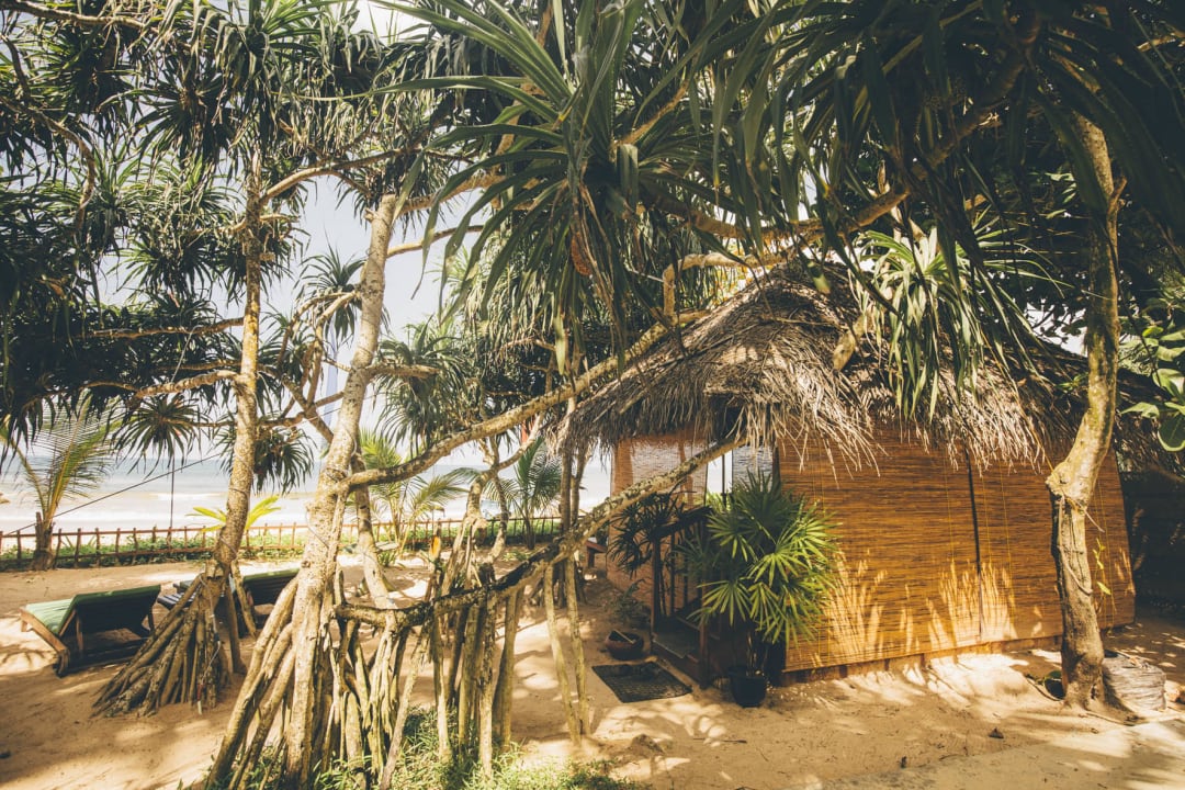 Maya-Spa-Pavilion directly on the Rockside Beach Rockside Beach Resort