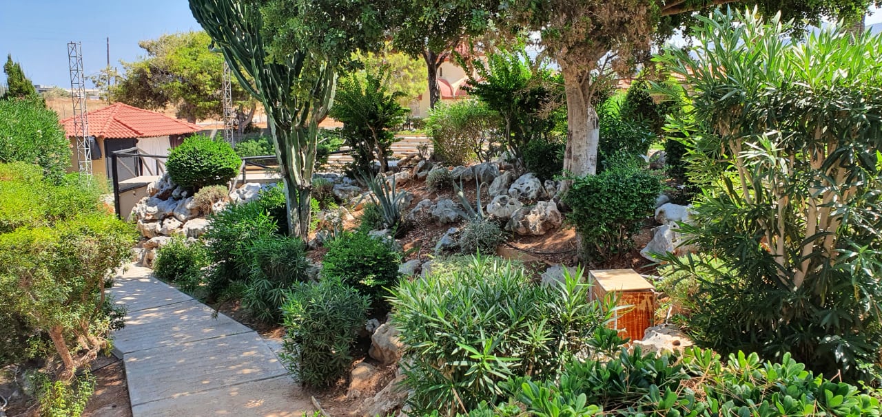 Gartenanlage Anissa Beach & Village