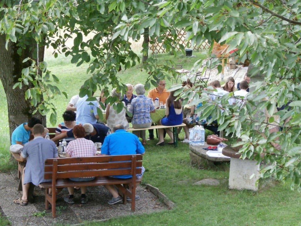Geburtstagsfeier unserer Gäste im Wallnußpark   Ferienwohnungen Soravia