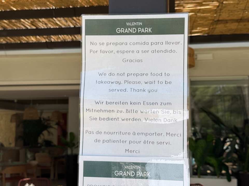 Gastro Valentin Grand Park Suite Hotel
