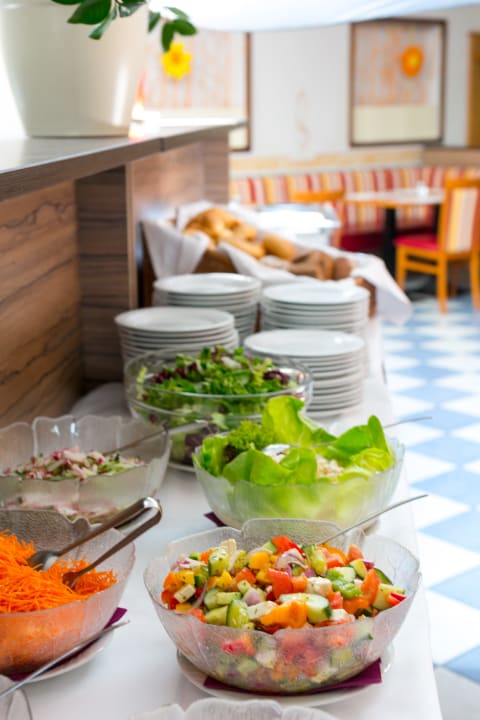 Salatbuffet Thermenhotel Kurz