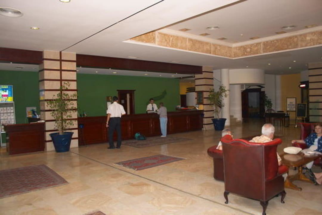 Empfang Ramada Resort Bodrum