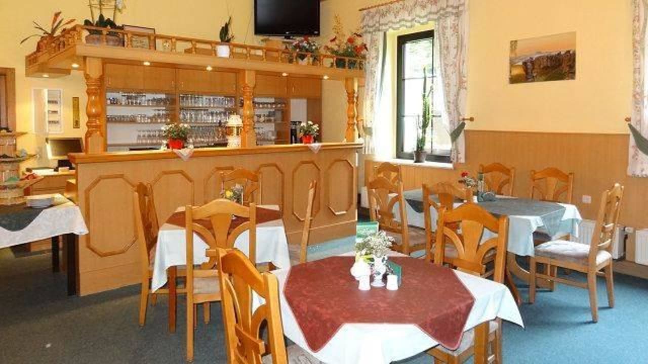 Hier gibt es nur Gutes zu essen und zu trinken Pension Mittelndorfer Mühle