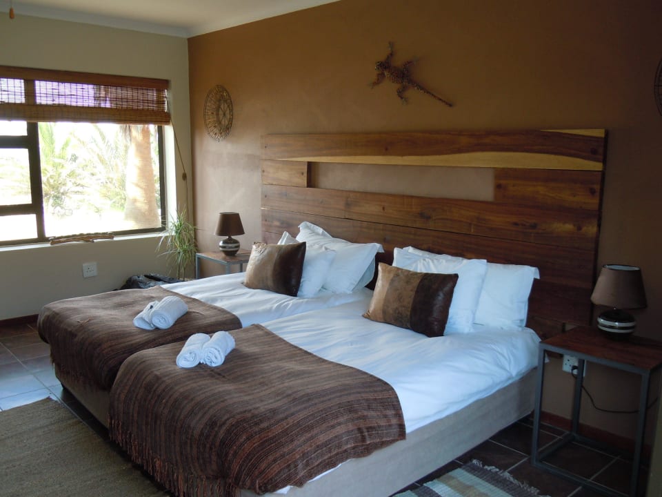 Guest Room Interior  Guesthouse Gecko Ridge