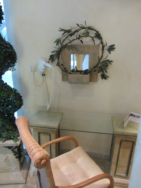 Nette Sitzgelegenheiten Romantischer Winkel RoLigio® & Wellness Resort