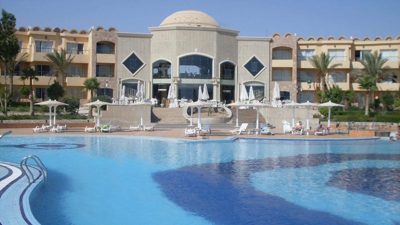 Pool Utopia Beach Club