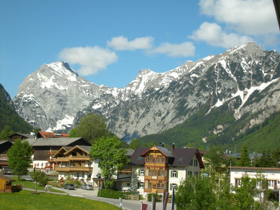 Toller Ausblick vom Zimmer "Bergpanorama" Rieser Achensee Resort