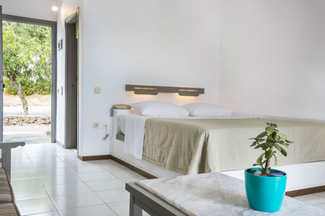 Zimmer Vritomartis Naturist Resort