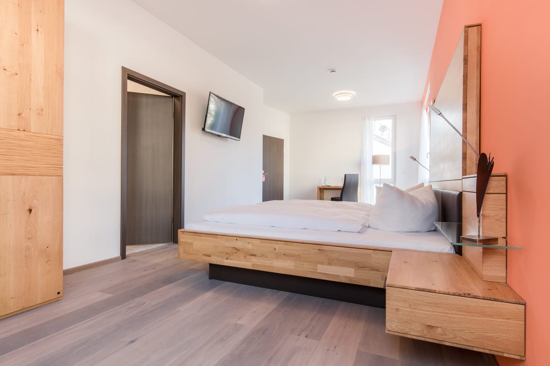 Zimmer Hotel Vier Jahreszeiten