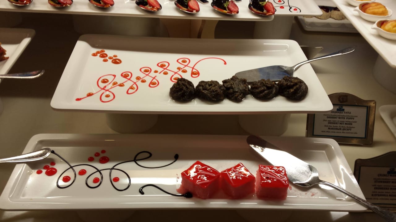 Perfektes Süssspeisenbuffet Sunis Elita Beach Resort & Spa