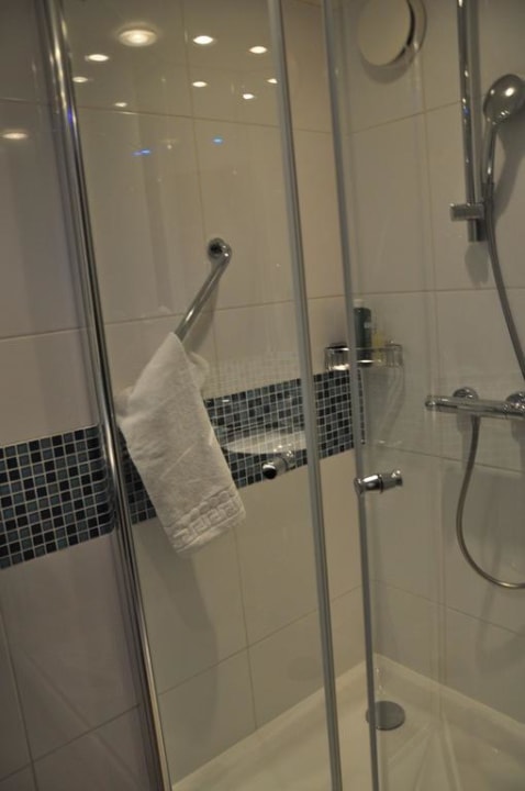 Dusche Holiday Inn Express Paris Canal de la Villette