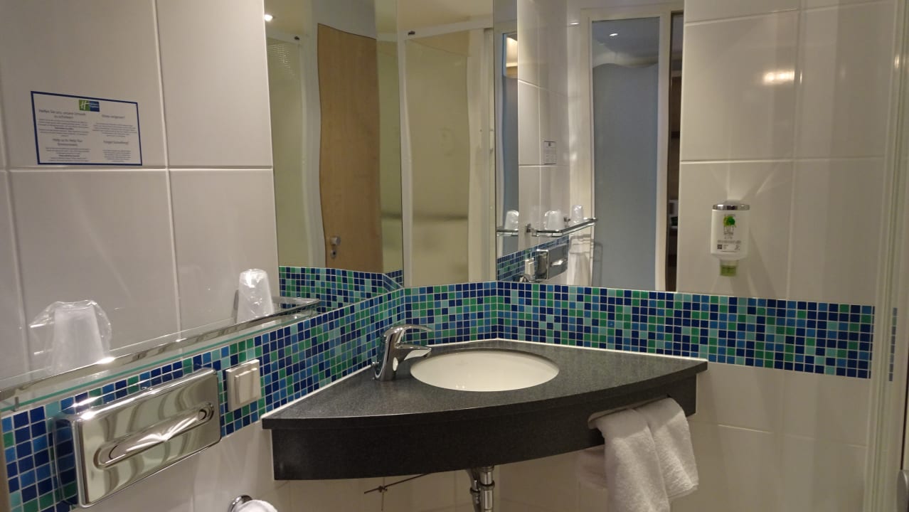 Zimmer Premier Inn Stuttgart Airport