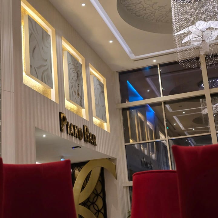 Sonstiges Azura Deluxe Resort & Spa Hotel