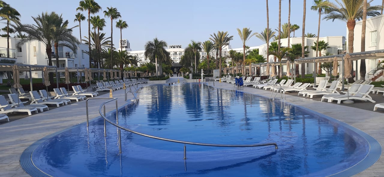 Pool Hotel Riu Palace Meloneras