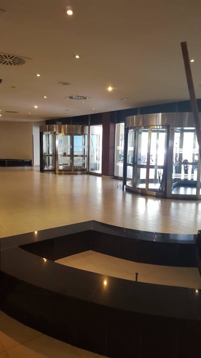 Eingangsbereich in der Lobby Sol Príncipe