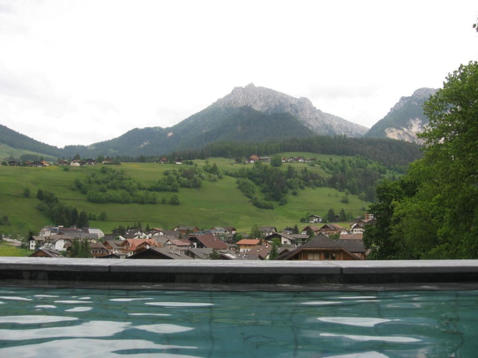 Panorama dalla Piscina Esterna Riscaldata Excelsior Dolomites Life Resort