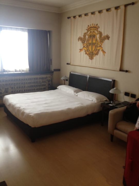 Sehr großes Zimmer NH Collection Milano Porta Nuova