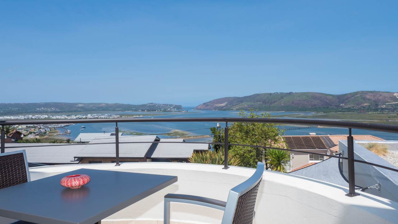 Ausblick Villa Afrikana Guest Suites by Knysna Paradise Collection
