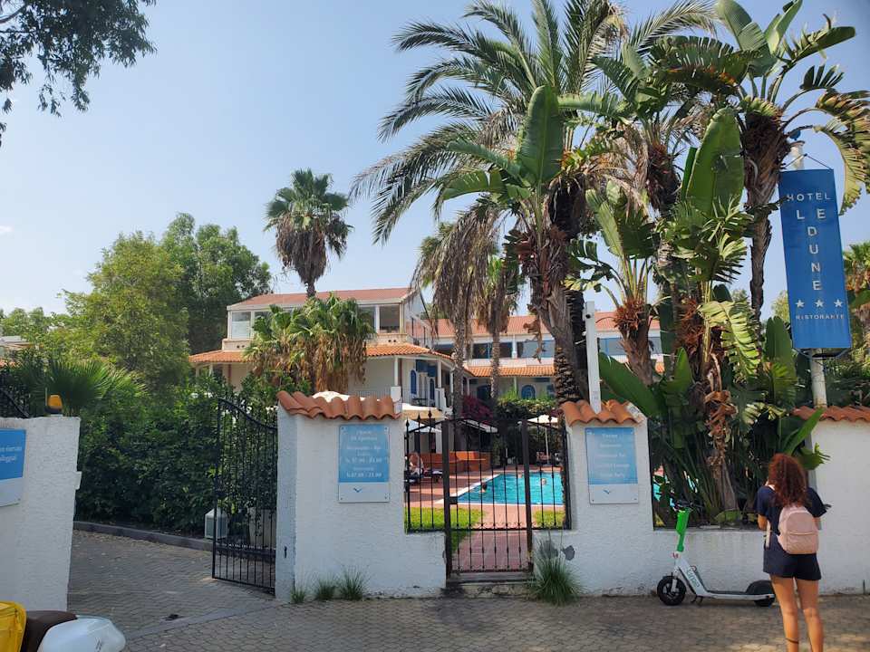 Außenansicht Hotel Le Dune Sicily