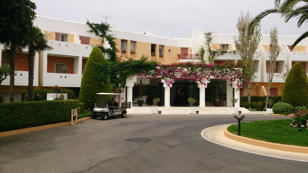 Aussenansicht Anissa Beach & Village