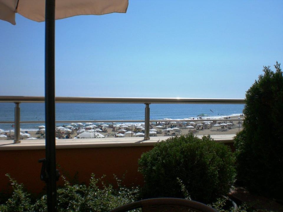 Blick von der Sonnentereasse Sol Luna Bay