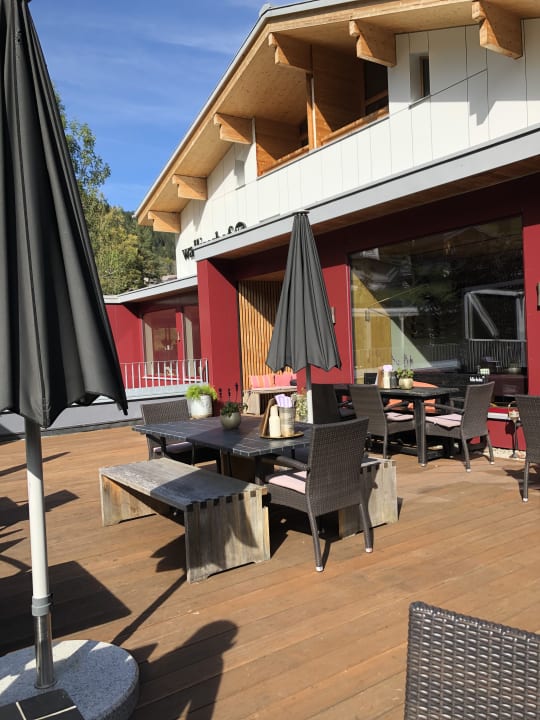 Außenansicht Hotel Walliserhof