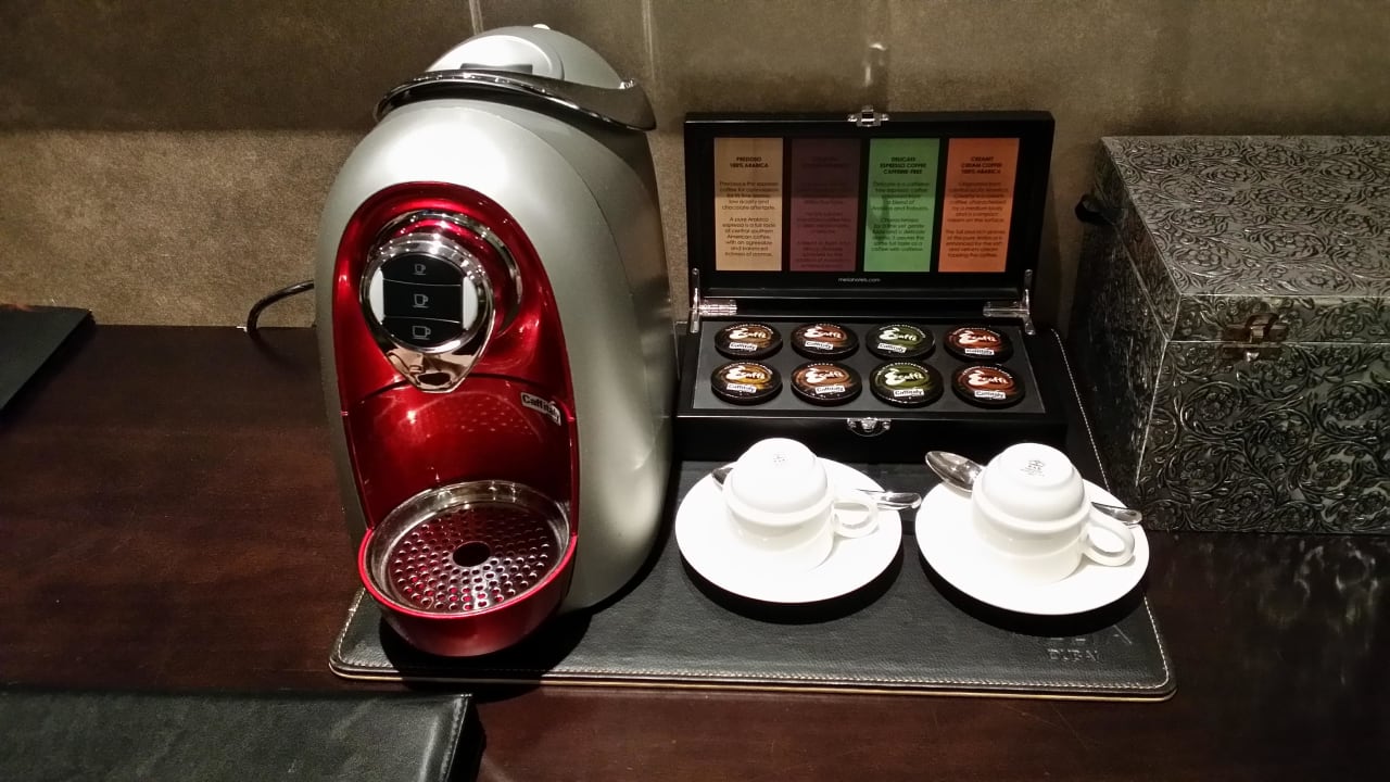 Espresso in der The Level Grand Suite The Canvas Hotel Dubai MGallery By Sofitel