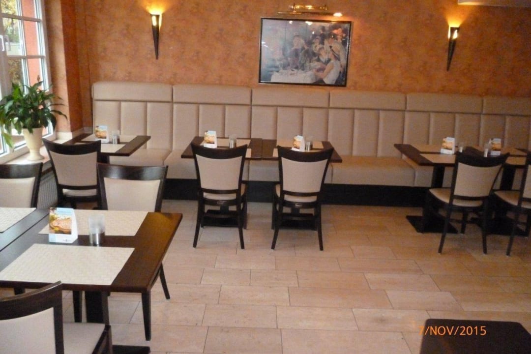 Ein Teil des Frühstücksraumes Hotel Astoria Bonn