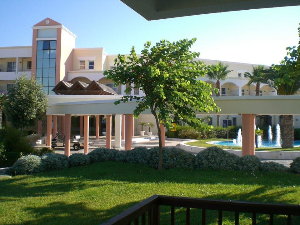 Außenansicht 5 Neptune Luxury Resort