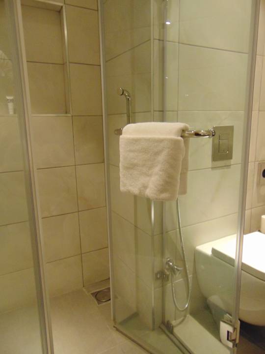 Zimmer Crowne Plaza Nairobi Airport