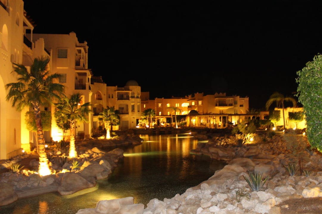 Lagune links vom Haupthaus Hotel Kempinski Soma Bay