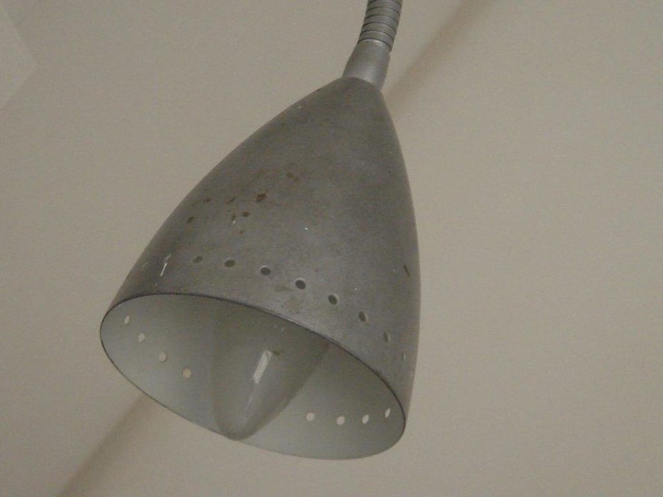 Lampe Hotel Quentin England